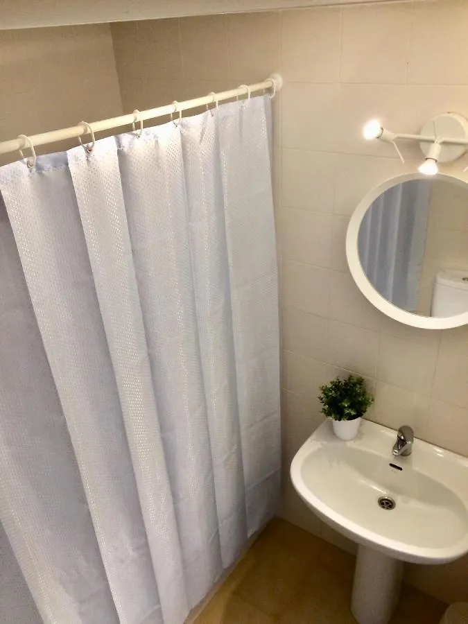 Trill Mirasol E Estudio 1A Linea Mar L'Estartit 0*,  İspanya